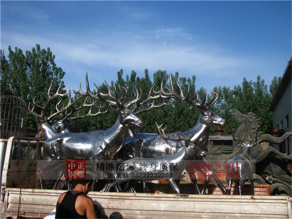 不銹鋼雕塑廠家.jpg 不銹鋼雕塑廠家.jpg