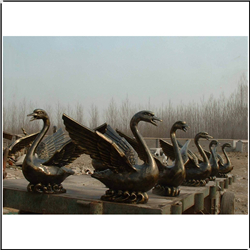 廣場天鵝雕塑 廣場天鵝雕塑