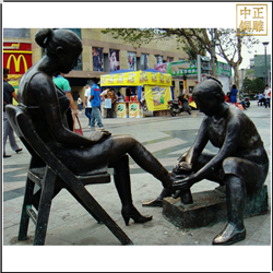 步行街擦鞋人物銅雕塑 步行街擦鞋人物銅雕塑