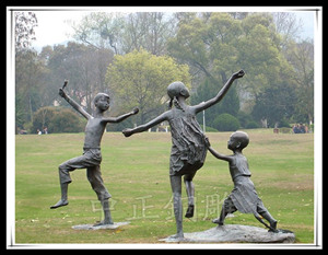 兒童嬉戲雕塑 兒童嬉戲雕塑