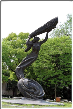 女媧補(bǔ)天銅像 女媧補(bǔ)天銅像